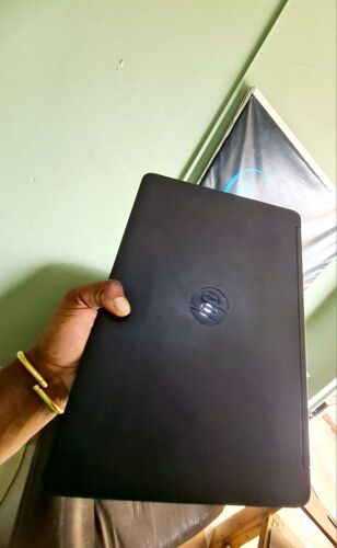 Hp 640/i5/4GB/500GB