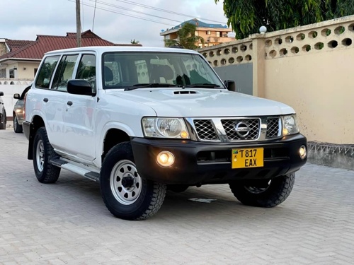 2014 NISSAN PATROL