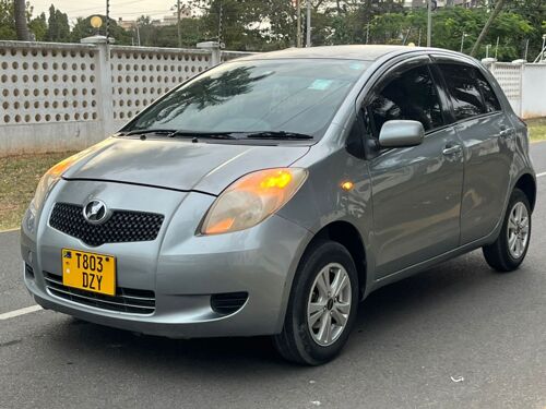 Toyota vitz new 3