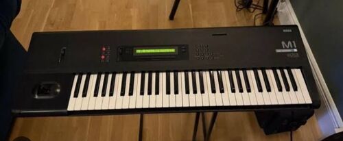 Korg M1 MUSIC WORKSTATION 
