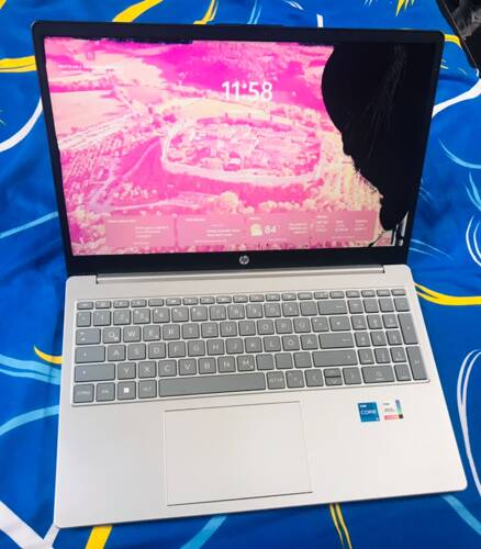 LAPTOP HP 15
