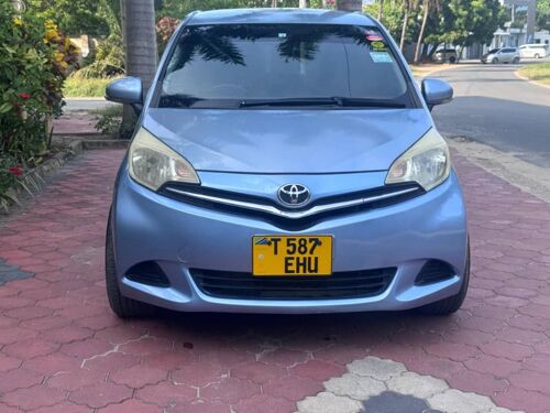 TOYOTA RACTIS 
