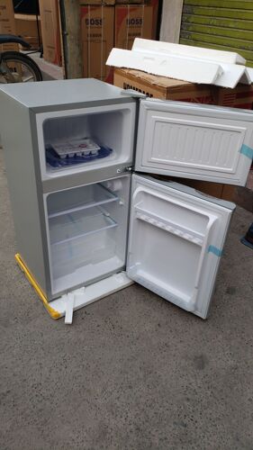 HOMEBASE REFRIGERATOR HB-80V 