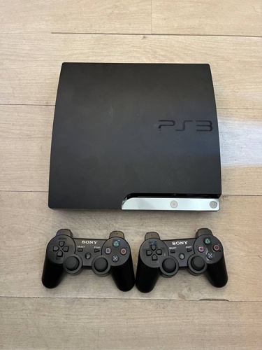 PLAYSTATION 3 SLIM 12 Games