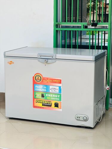 Homebase freezer 305litres