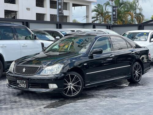 Toyota Crown Athlete