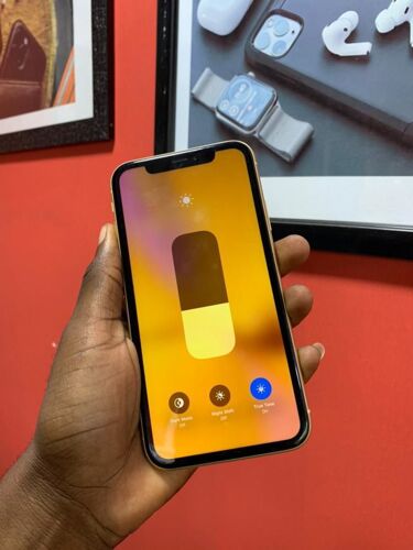 iPhone xr gb64 Clean