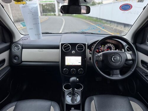 Mazda Verisa