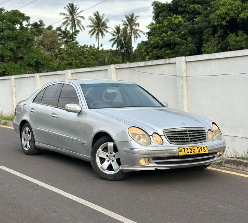 Marcedes Benz gari Nzuri