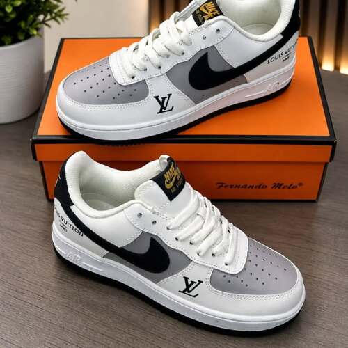 Nike ft LouisV Sneakers 