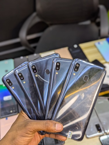 Samsung A30