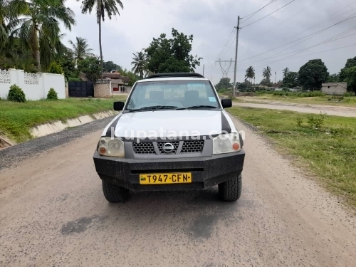 Nissan Hardbody 