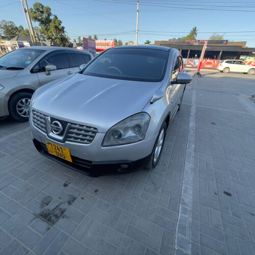 Nissan duasl m9.5