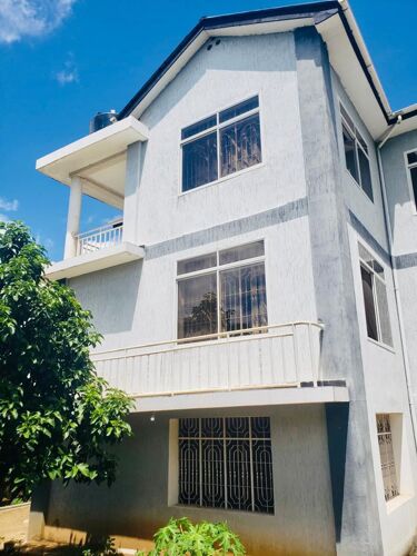 8 BDRM HOME AT LUGURUNI MBEZI