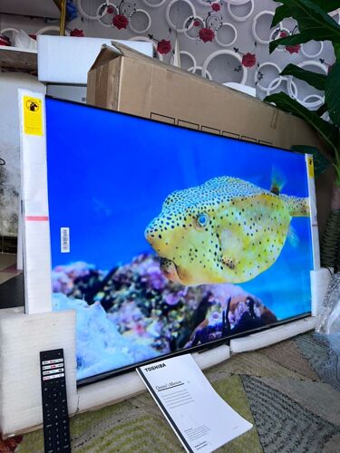 TOSHIBA smart 4k UHD inch55 