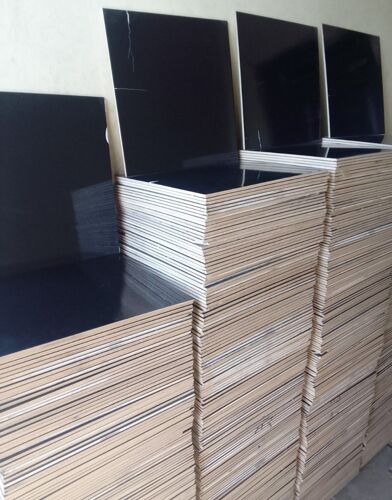 Reject Tiles Black 