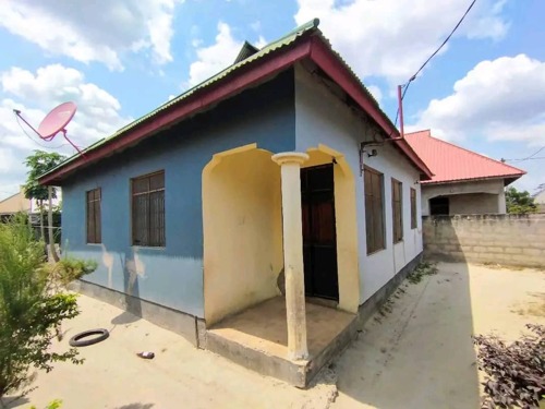 NYUMBA 3 PAMOJA KIVULE-KONA