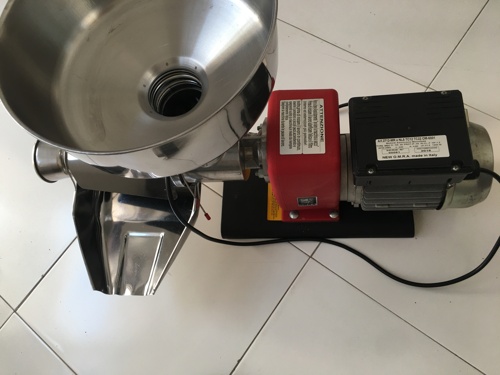 O.M.R.A Electric tomato milling machine (machine ya kusaga nyanya)