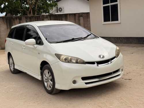 NAUZA TOYOTA WISH