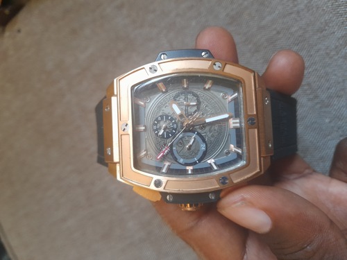 Tali hot sale jam hublot