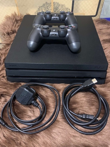 Ps4 Pro 1tb Used 15 Games