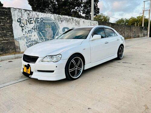 TOYOTA MARK X