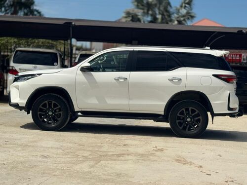 FORTUNER NEW MODEL