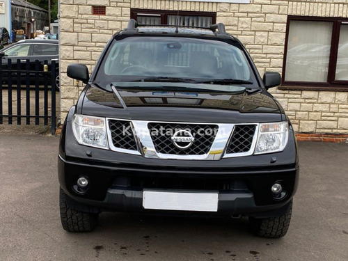 NISSAN NAVARA