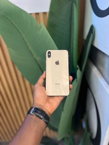 iPhone Xsmax GB 64 
