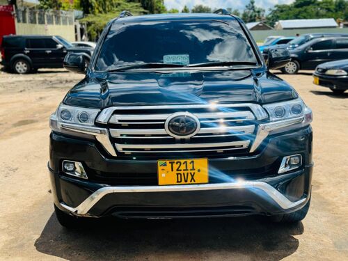 Toyota land cruiser V8