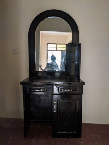 Dressing table 130000