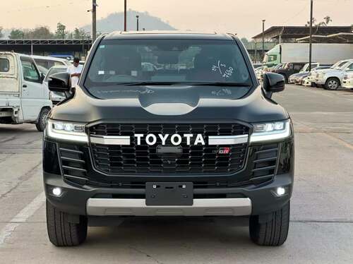 TOYOTA LAND CRUISER 300 SERIES