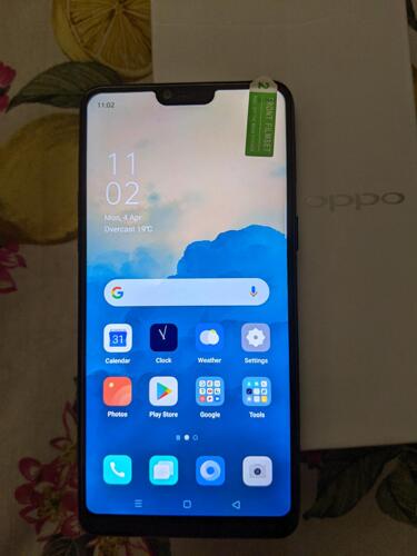 Oppo F7 Youth