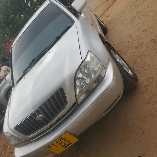 Toyota Harrier old DGZ