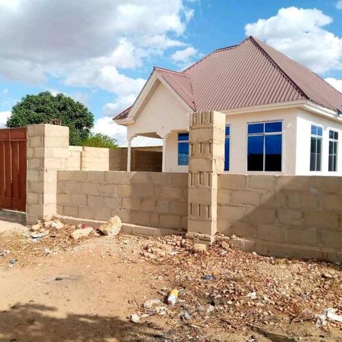 Nice house for sale at dodoma Makulu