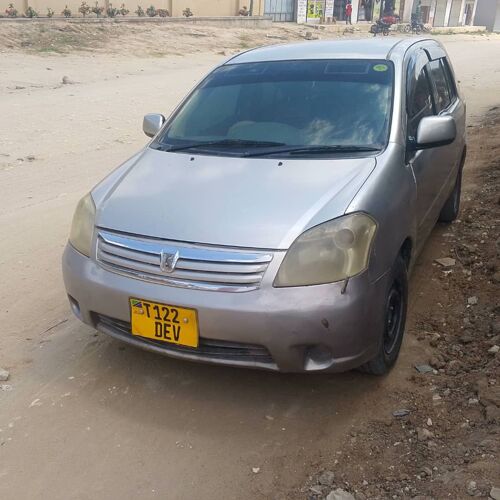 TOYOTA RAUM