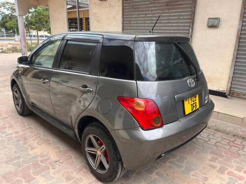 Toyota Ist
