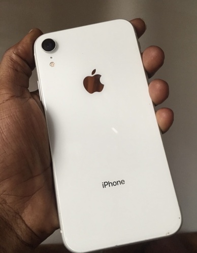 iPhone XR