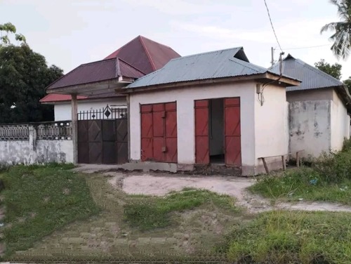 NYUMBA VYUMBA 8,MAJOHE RADA