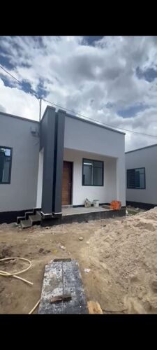 APTS. ROOM 2,TSH 500k SALASALA