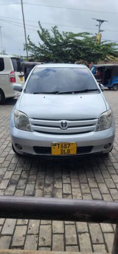 Toyota IST inauzwa 11.5