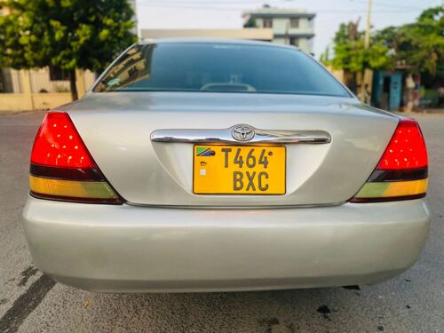 NAUZA TOYOTA MARK 2 GRANDE 