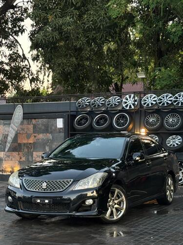 TOYOTA CROWN 2009