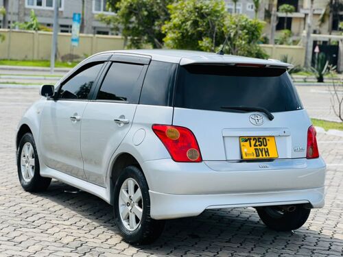 TOYOTA IST FOR SALE