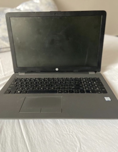 Laptop Hp  Ram 4 Gb500