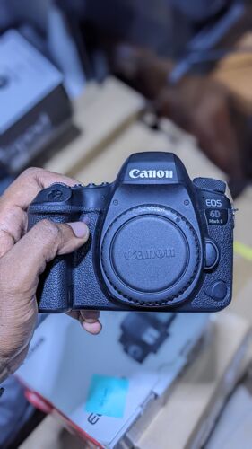 Canon eos 6D mark II 