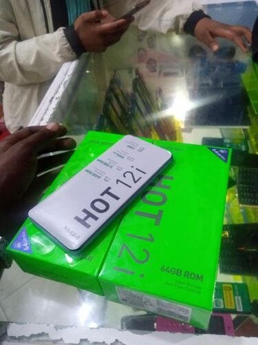 Infinix hot 12i gb 64 ram 3+3