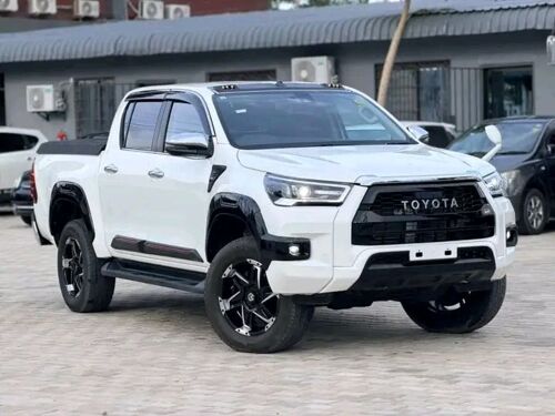 HILUX TOYOTA BEI ML99.5 IPO