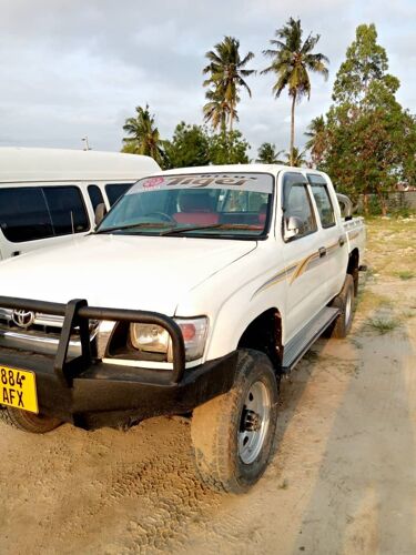 Toyota Hilux Old