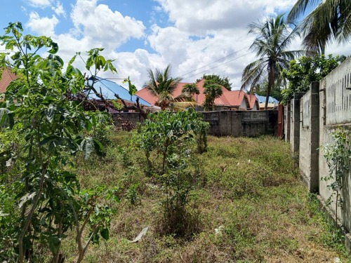 PLOT/FENCED SQ.1,500 PUGU KONA